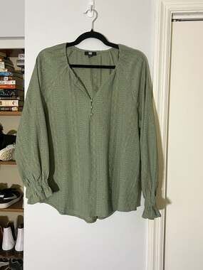 Frye Women's Green Textured Long Sleeve Blouse Size L